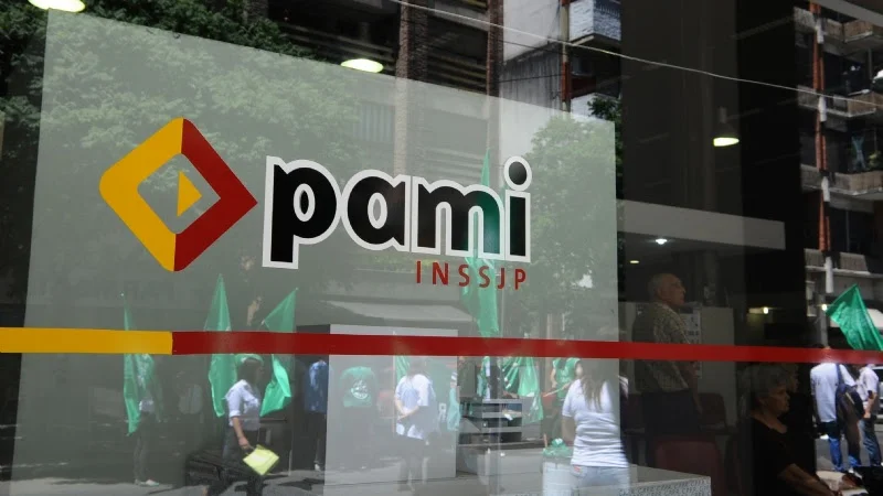 Ópticas de Misiones suspenden atención a afiliados de PAMI por falta de pagos